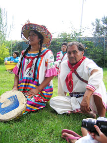 Huichols Theresa and Julio