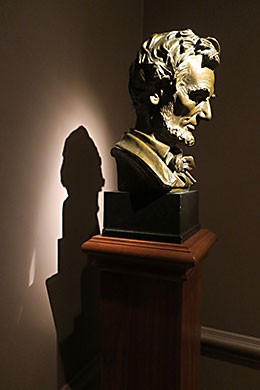 Lincoln bust