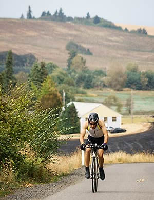 Salem River 2 Ridge Race biker