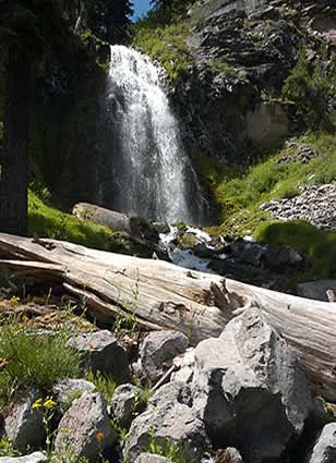 Crater Lake cascading Plaikni Falls