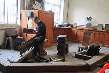 Slate making demonstration in Wales