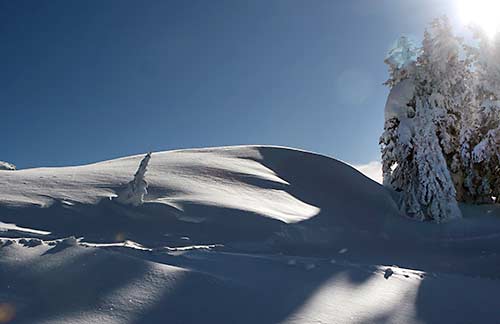 Snow dune barchan