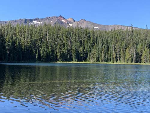 Diamond Peak from Yoran Lake