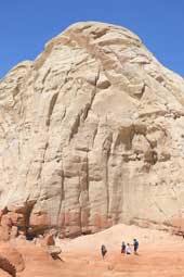 Glen Canyon four hikers