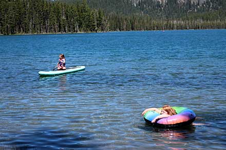 Young swimmers enjoying Miller Lake