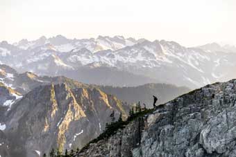 Jason Hardrath descending ridge