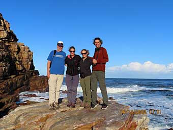 Capetown, people on rocks