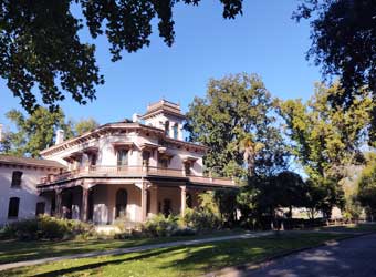 Chico State College building