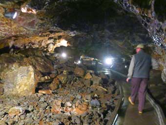 Lava Beds National Monument Mushpot lava tube