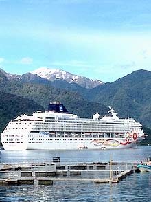 Patagonia, NCL Norwegian Sun